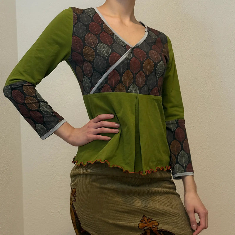 Boho Green Leaf Print Patchwork Long Sleeve Top – Retro 2000s (S)
