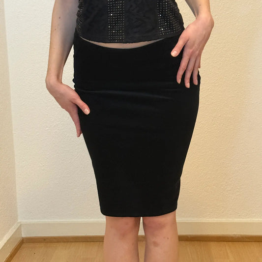 Vintage Black Velvet Ruffle Hem Skirt - Late 90s Look (S)