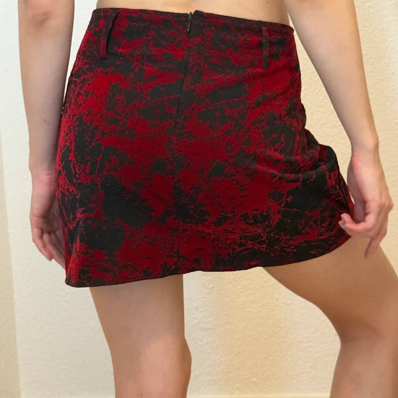 Vintage Red & Black Mini Skirt - 90s Vibes (S)
