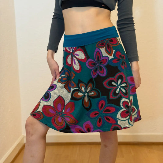 Vintage Boho Floral A-Line Skirt – Colorful Festival Vibes (S)