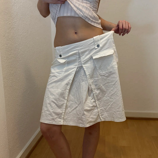 White Utility Pocket Skirt – 2000s Streetwear (M)
