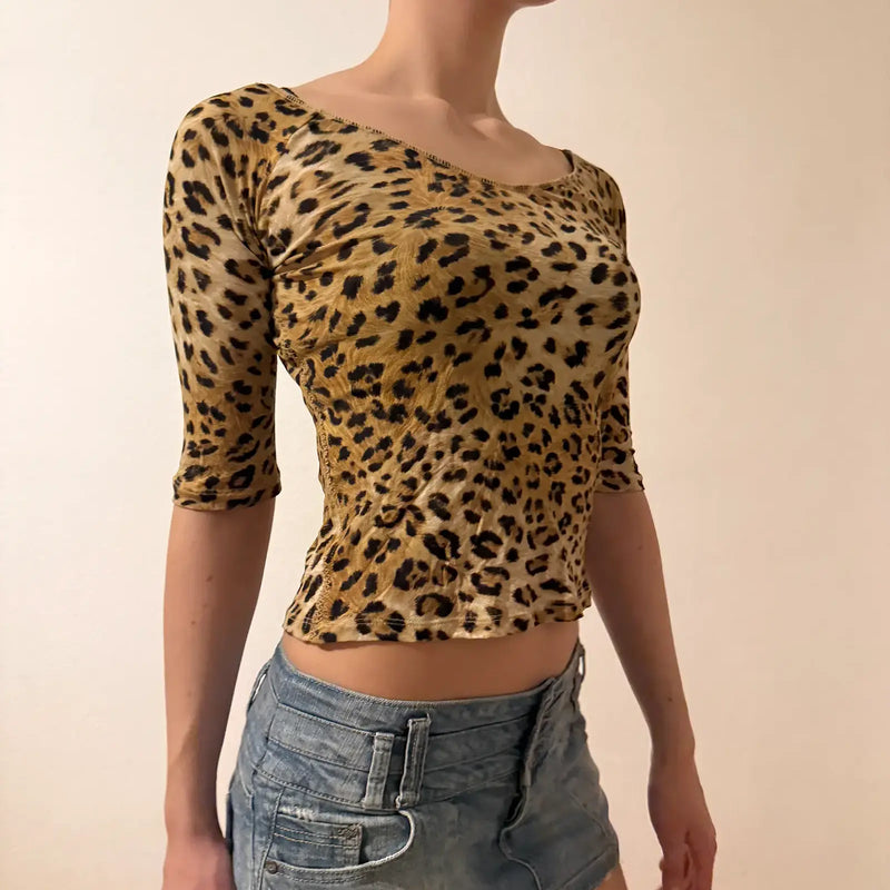 Leopard Print Stretch Top – Vintage Y2K Wild Cat Vibes (S)