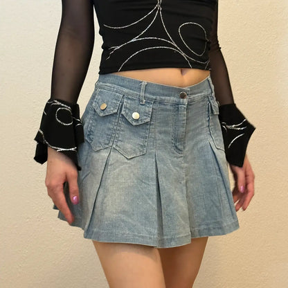 Rare Y2K Pleated Denim Mini Skirt – Low Rise 2000s Throwback Essential (S)