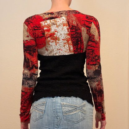 Retro Abstract Print Long Sleeve Top – Vintage Y2K Red & Black Textured Blouse (M)