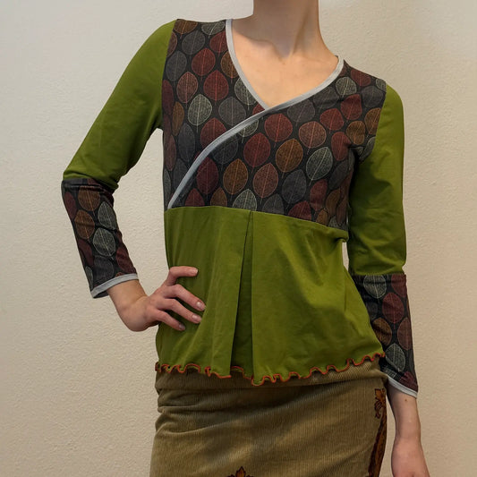 Boho Green Leaf Print Patchwork Long Sleeve Top – Retro 2000s (S)