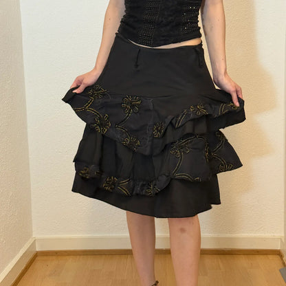 Vintage Black Ruffle Skirt with Floral Embroidery (S)