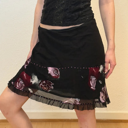 90s Style Vintage Black Floral Embellished Skirt (S)
