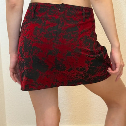 Vintage Red & Black Mini Skirt - 90s Vibes (S)