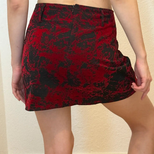 Vintage Red & Black Mini Skirt - 90s Vibes (S)