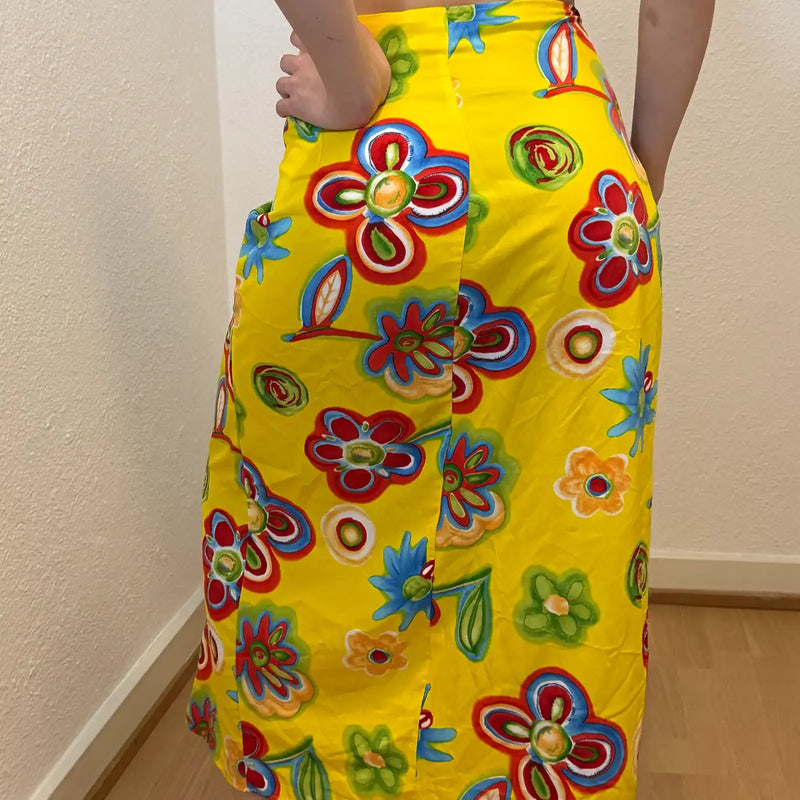 Vintage Bright Floral Sarong Wrap Skirt – 90s/2000s Y2K Beachwear (S)
