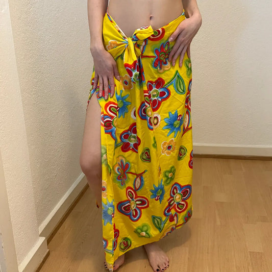 Vintage Bright Floral Sarong Wrap Skirt – 90s/2000s Y2K Beachwear (S)