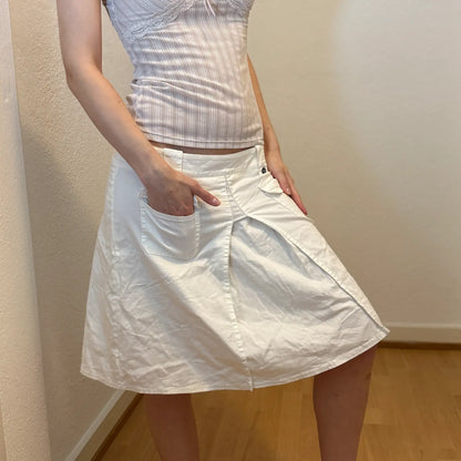 White Utility Pocket Skirt – 2000s Streetwear (M)
