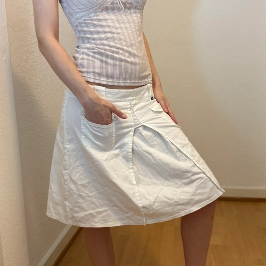 White Utility Pocket Skirt – 2000s Streetwear (M)