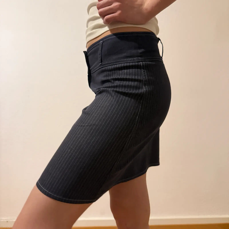 Vintage Black Pinstripe Mini Skirt – High Waist Office Y2K (S)