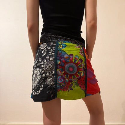 Retro Colorful Patchwork Boho Mini Skirt – Y2K Festival Vibes (S/M)