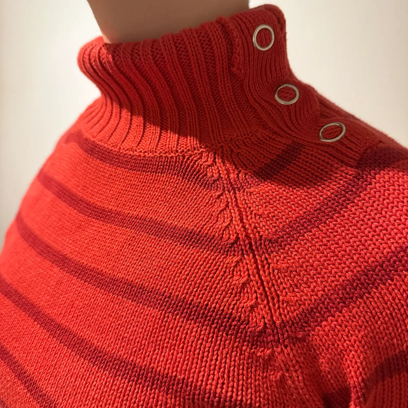 Red Striped Funnel Neck Knit Sweater - Y2K Style Pullover (S)