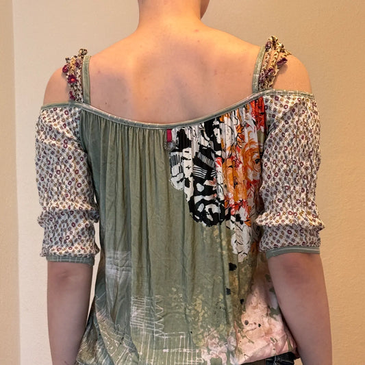 Save The Queen - Off-Shoulder Graphic Print Top 90s Style (S)