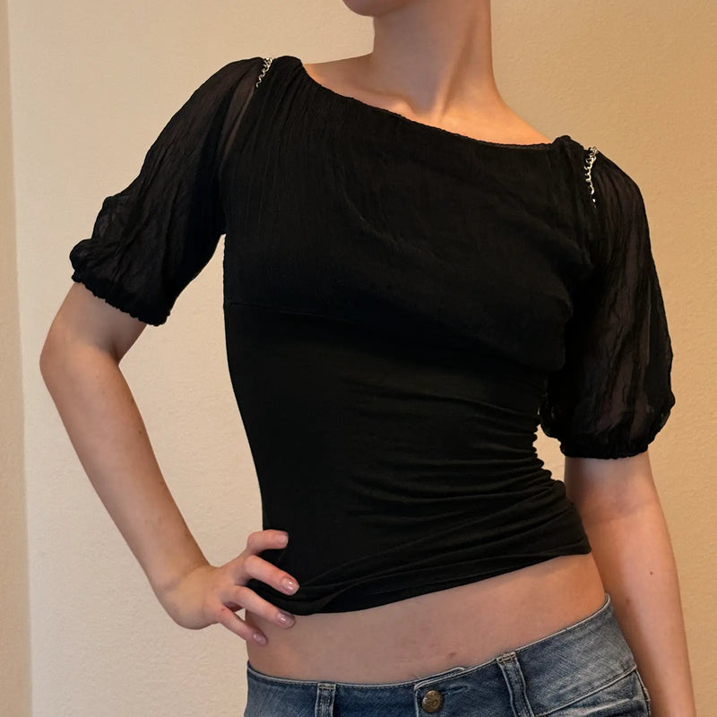 Y2K Black Puff Sleeve Top with Chain Shoulder Detail – Romantic Gothic (S)